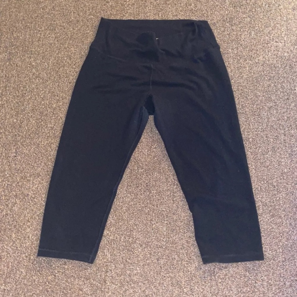 Old Navy Women’s Cropped Pant